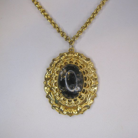 Vintage Black White Gold Faux Stone Pendant Necklace 21" L - Picture 1 of 6